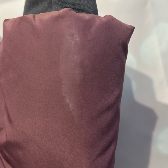 The North Face Dealio Girl’s 6 Purple Puffer Coat 550 - Picture 8 of 10